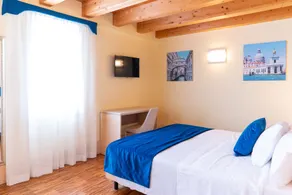 Hotel Autoespresso Venice - Atika & Atif - Chambre