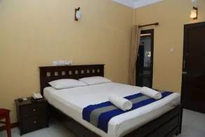 PJ Hotels Jaffna - Chambre
