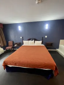 Key West Inn - Roanoke - Værelse