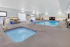 Days Inn by Wyndham Bernalillo - Piscine