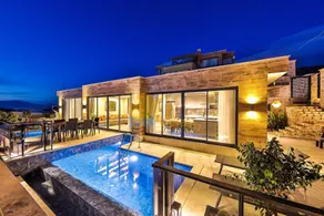 Luxury Villa Petra w ndoor Heated Pool, Sauna - Pool