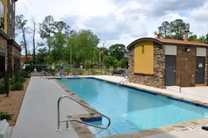 Holiday Inn Express & Suites Perry-National Fairground Area by IHG - Pool