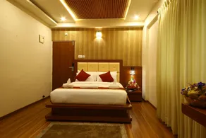 Hotel O Royal Stay - Quarto