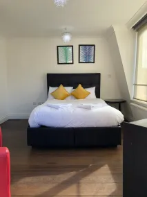 Hans road Apartment - Habitación