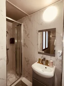 Hôtel Pavillon Opéra Lafayette - Salle de bain