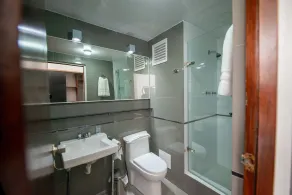 Real Hotel Huascaran - Bathroom