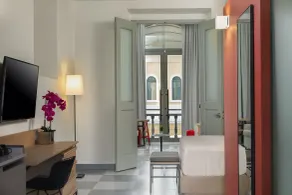 Palacio Provincial San Juan, Curio Collection by Hilton - Room