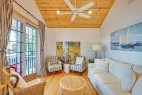 Walk to Dtwn Syracuse: Private Lake-view Home - Interiør