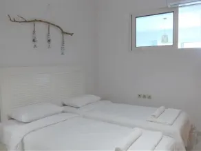 "kalamaki Plaza Apartments 'psari'" - Chambre