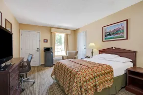 Baymont by Wyndham Smithfield - Chambre