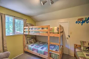Near Skiing & Swimming: Big Bear Gem w/ Game Room - Innenbereich