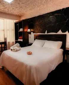 KW HOTEL - Room