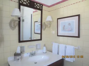Robinsong Bed and Breakfast - Bathroom