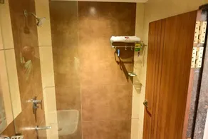 IJ Crowne - Salle de bain