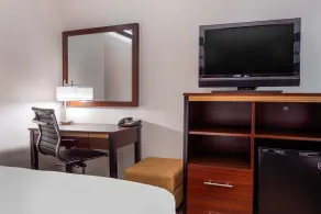 Avion Inn Near LGA Airport, an Ascend Collection Hotel - Chambre