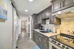 Oceanfront Resort Condo in North Myrtle Beach - Interni
