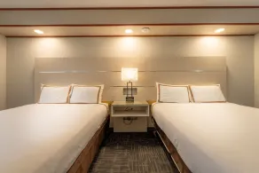 Quality Inn Sunshine Suites - Chambre