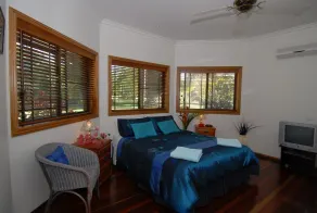 Hibiscus Lodge Bed & Breakfast - Camera