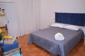 up - Habitación