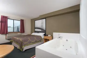 Super 8 by Wyndham Houghton Lake - Quarto