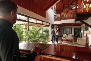 Ficus Sunset Suites - Reception