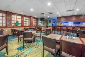 Best Western Plus Bridgeport Inn - Restaurant