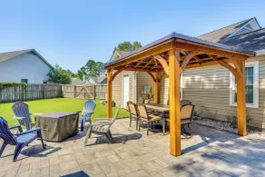 Wilmington Family Home: 6 Mi to Wrightsville Beach - Interior