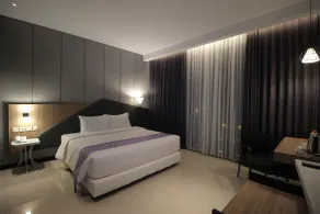 Forriz Hotel Yogyakarta - Room