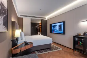 Chongqing Jiefangbei Pedestrian Street Intercity Hotel - Zimmer