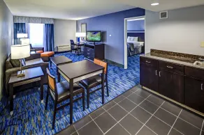 Holiday Inn Cleveland Northeast - Mentor by IHG - Chambre