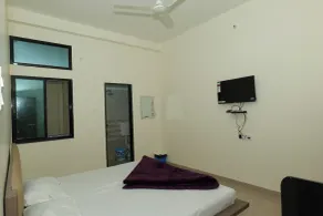 Hotel Deeksha - Værelse