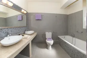 Liogerma Vacation Home - Bad