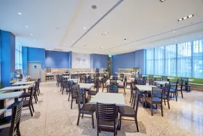 Naruwan Inn - Restaurant