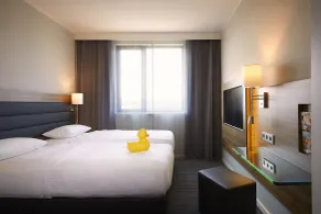Moxy Milan Linate Airport - Room