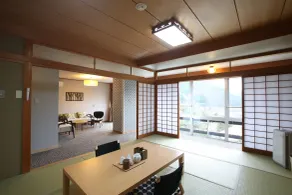 Okutsu Onsen Komeya Club - Vue de la chambre