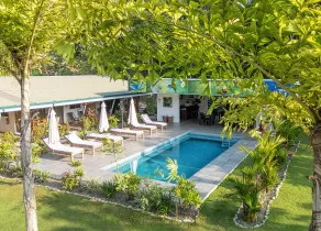 Paradise Lodge - Pool
