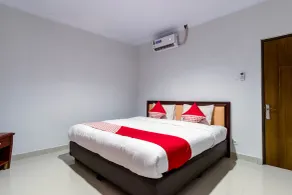 Hotel O Helvetia Residence - Room