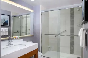 Hyatt Place Titusville Kennedy Space Center - Salle de bain