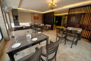 Kamal Residency By Memory Stays - Restaurant