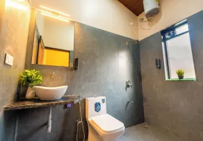 Aavaas Farm Hostel - Salle de bain