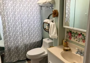 Cedar Creek RV & Outdoor Center - Badezimmer