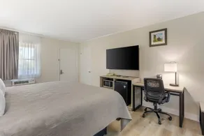 Quality Inn Lancaster - Room