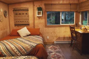 Heartwood Retreats - Room
