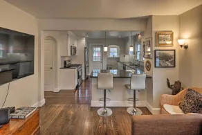 Bridgeport Vacation Rental - Walk to Beach! - Innenbereich