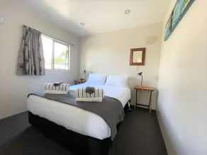 Athenree Hot Springs & Holiday Park - Habitación