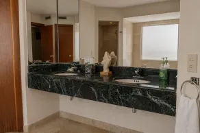 Luxury Beachfront Oasis Pools Ocean View - Bagno