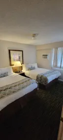 Recreation Inn and Suites Kelowna - Zimmer