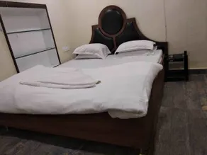 Dwivedi Hotels Palace On Steps - Room