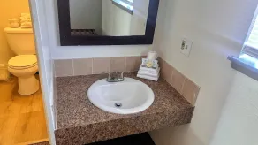 Lakeshore Inn Water Front - Salle de bain