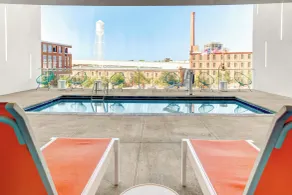 Aloft by Marriott Durham Downtown - Piscina